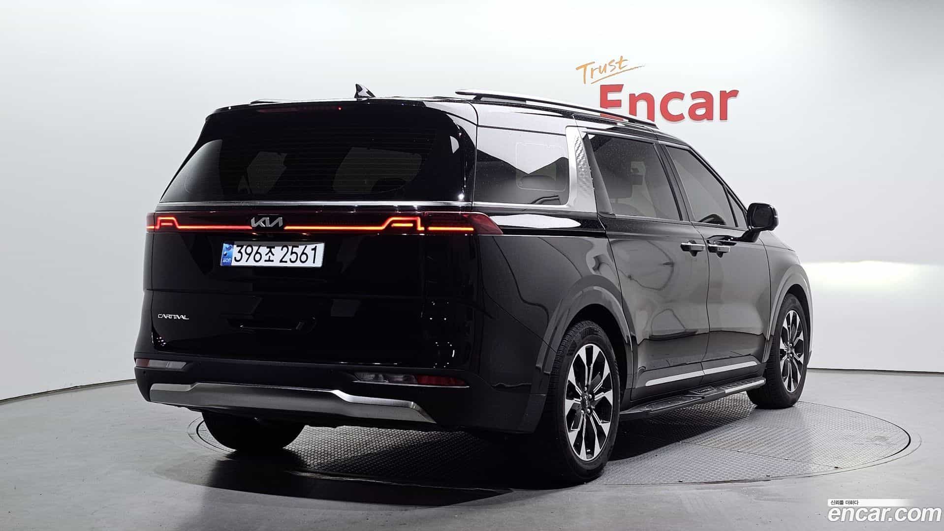 Canival Kia 2023.0-OUTER-002