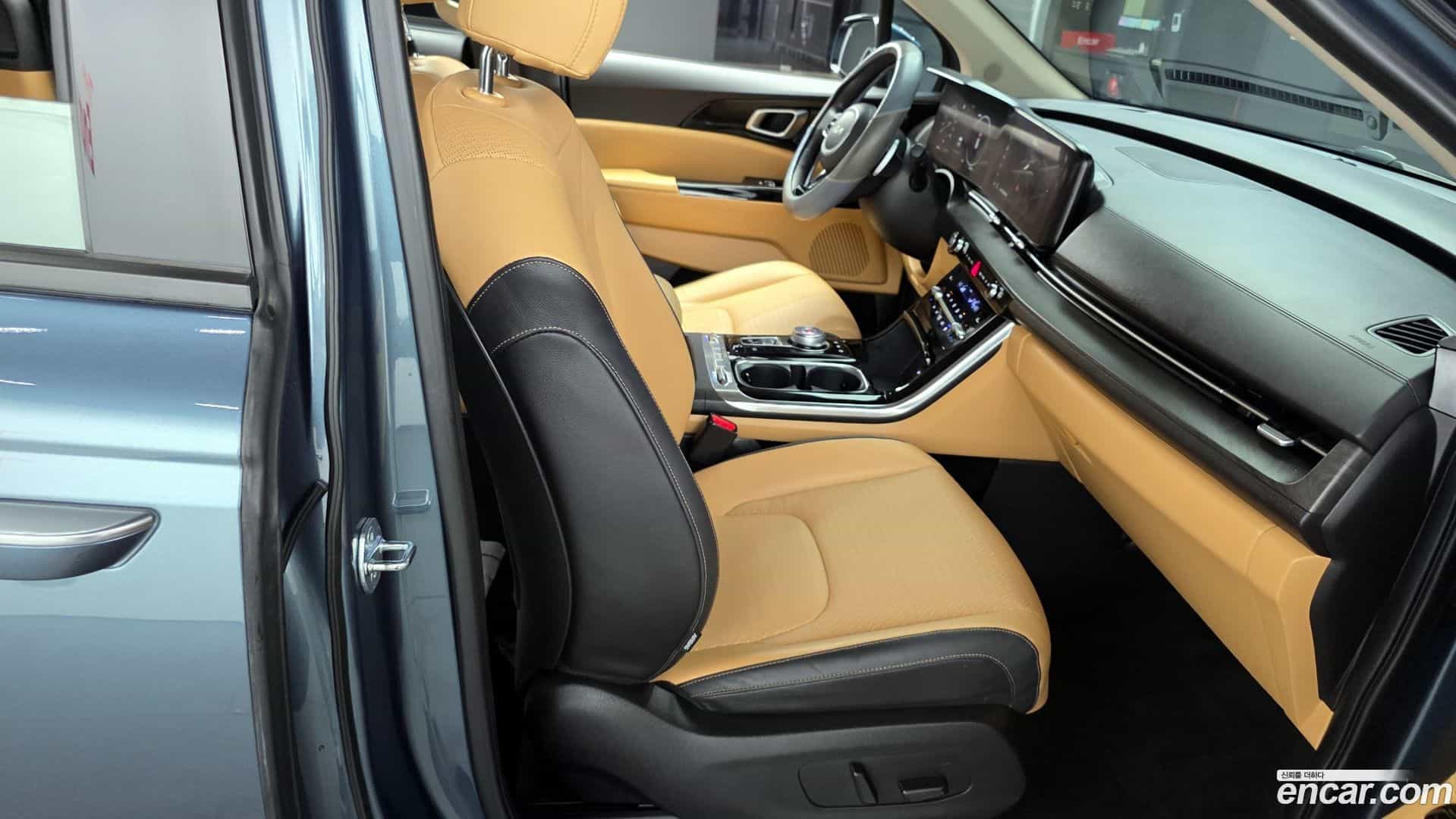 Canival Kia 2023.1-OPTION-016