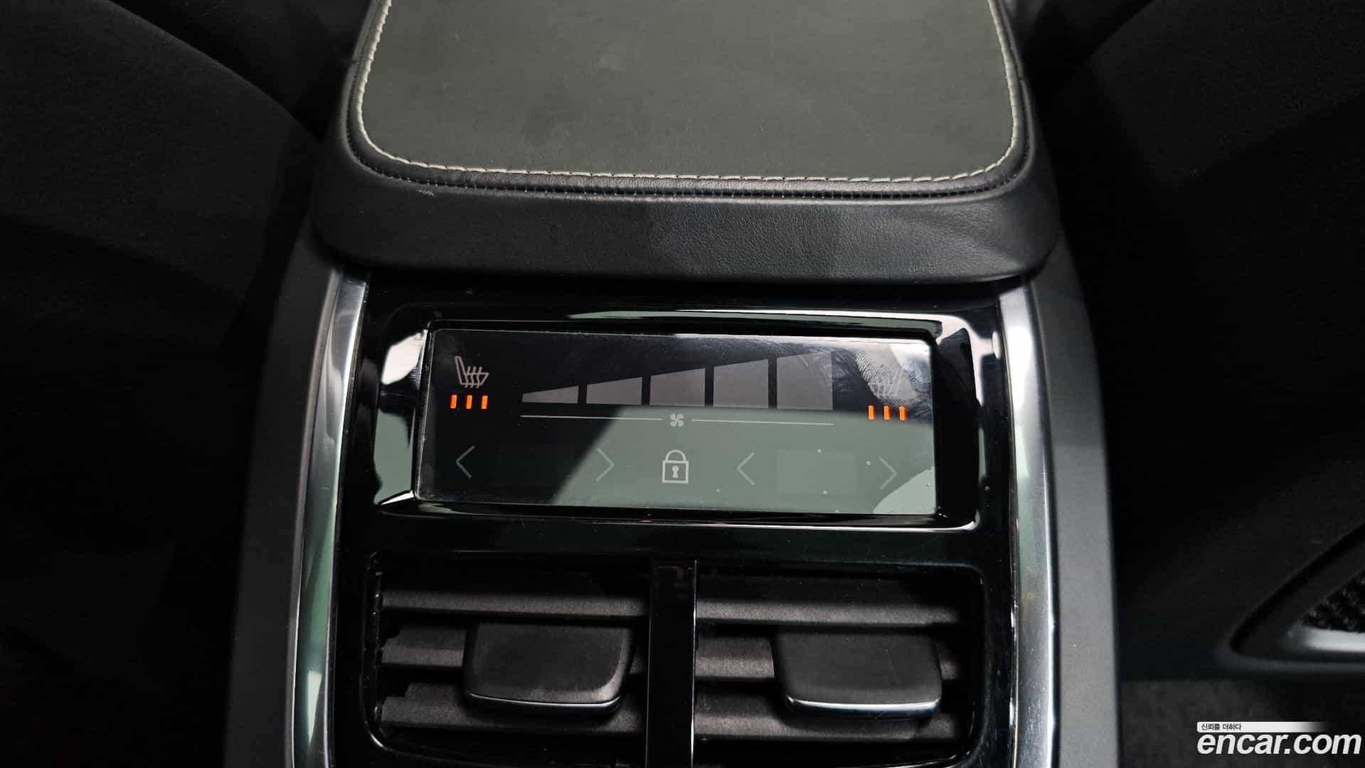 XC90 Volvo 2020.10-OPTION-022