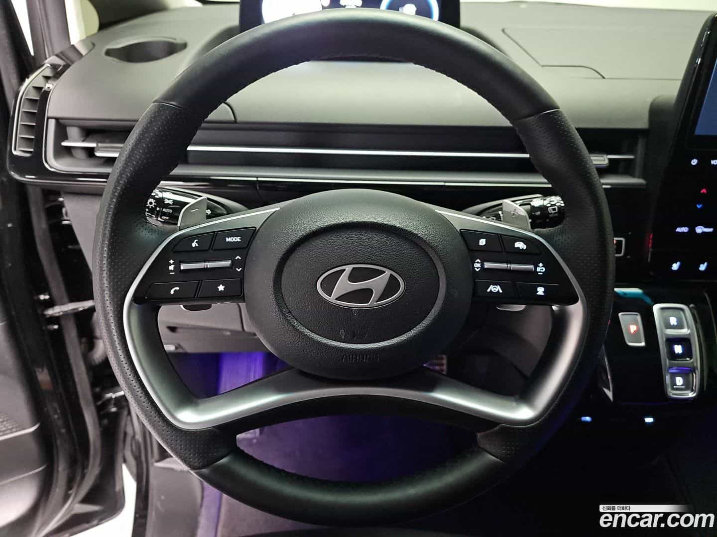 Staria Hyundai 2025.1-OPTION-015