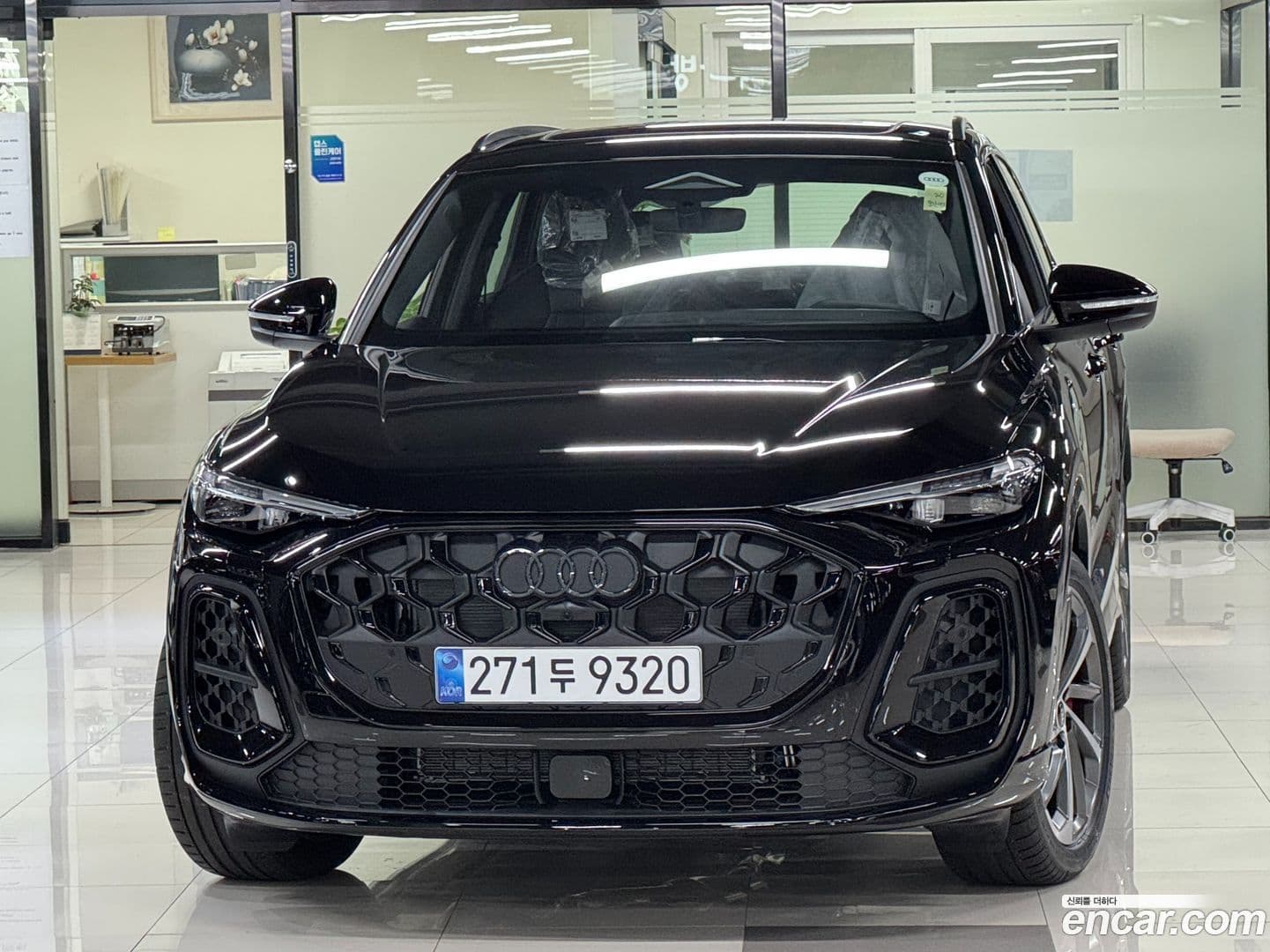 Main__Slider__Photo:Q5 Audi 2025.11-0