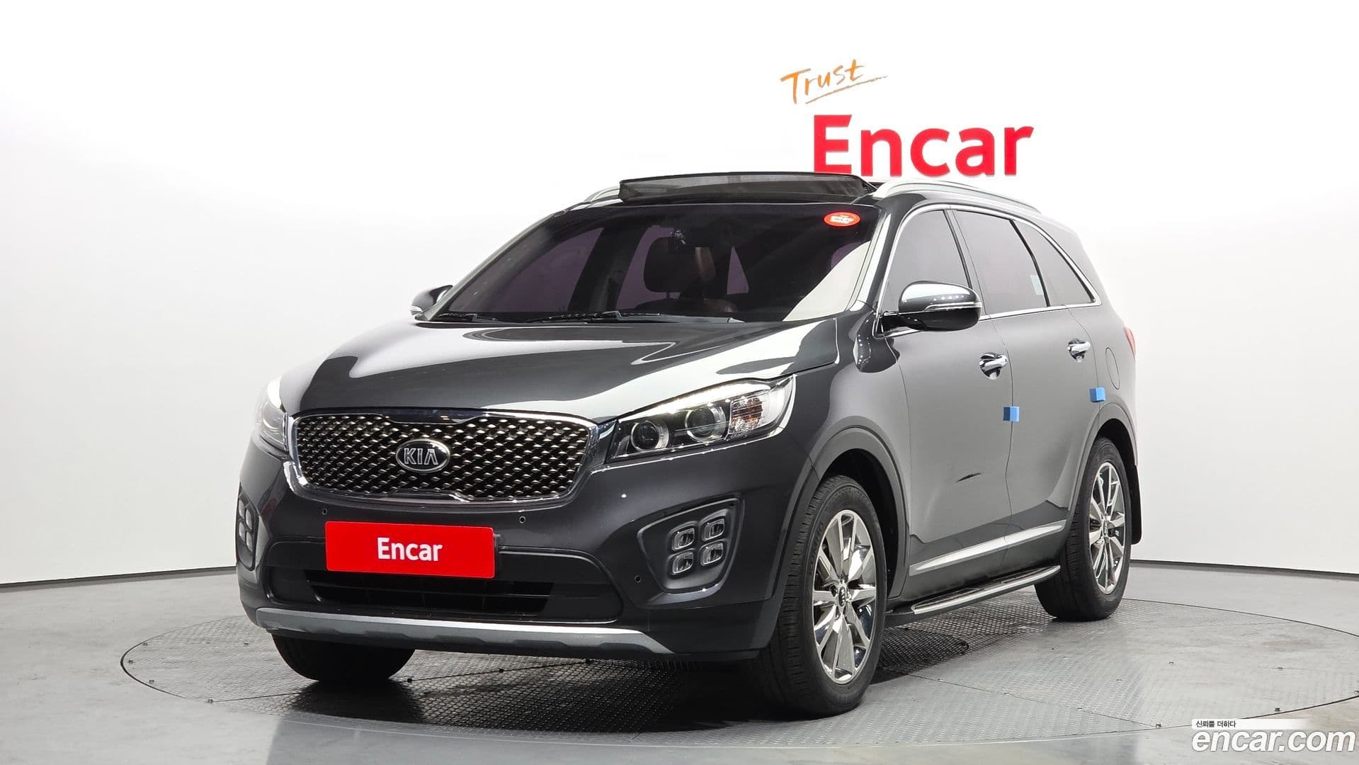 Main__Slider__Photo:Sorento Kia 2016.2-0