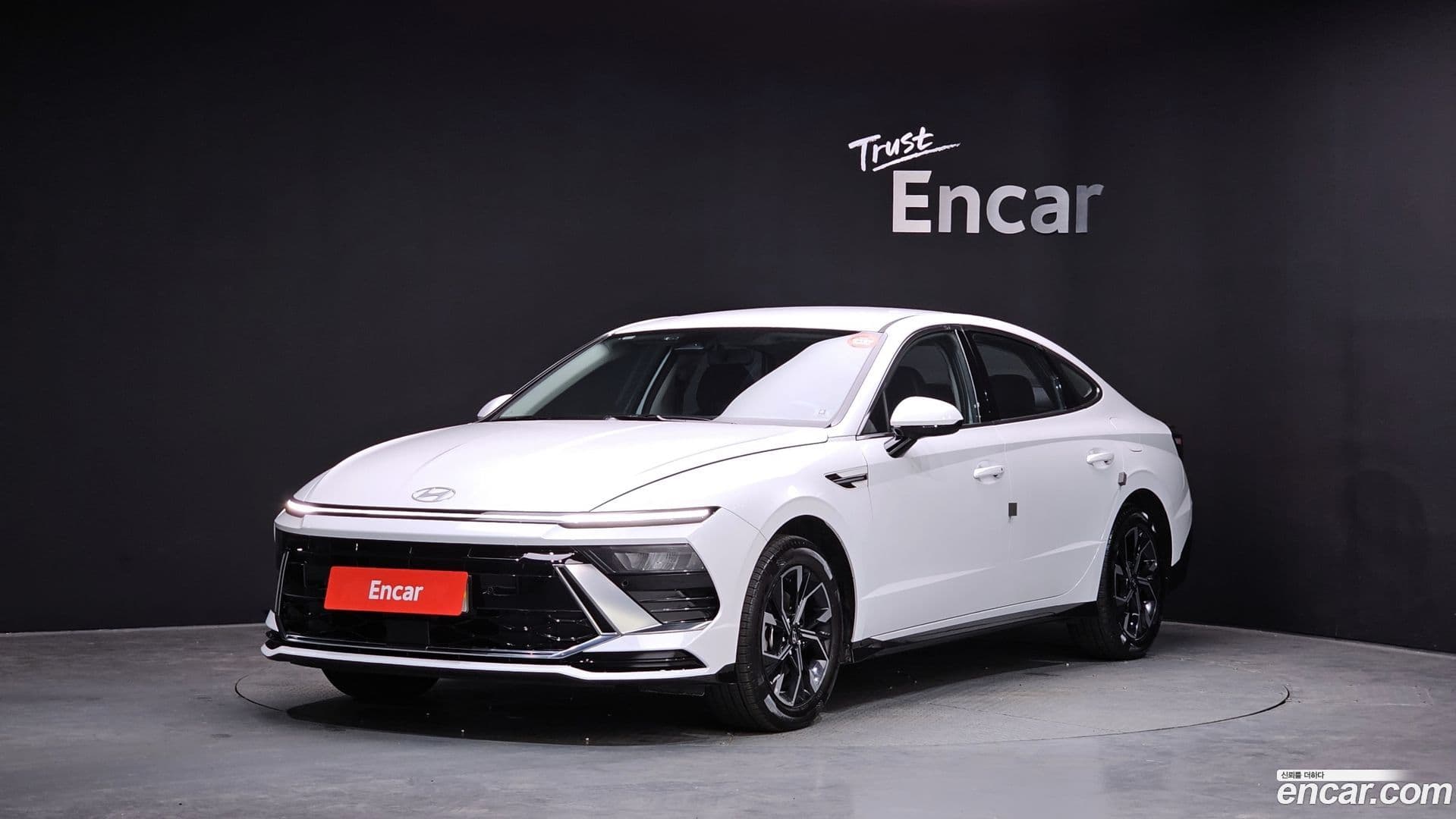 Main__Slider__Photo:Sonata Hyundai 2025.8-0