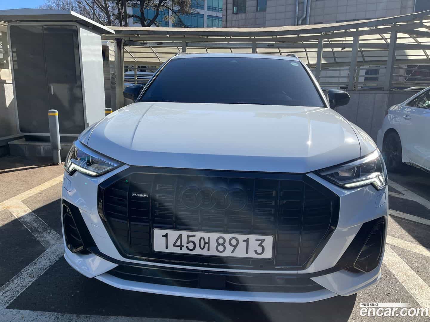 Q3 Audi 2025.4-OUTER-005