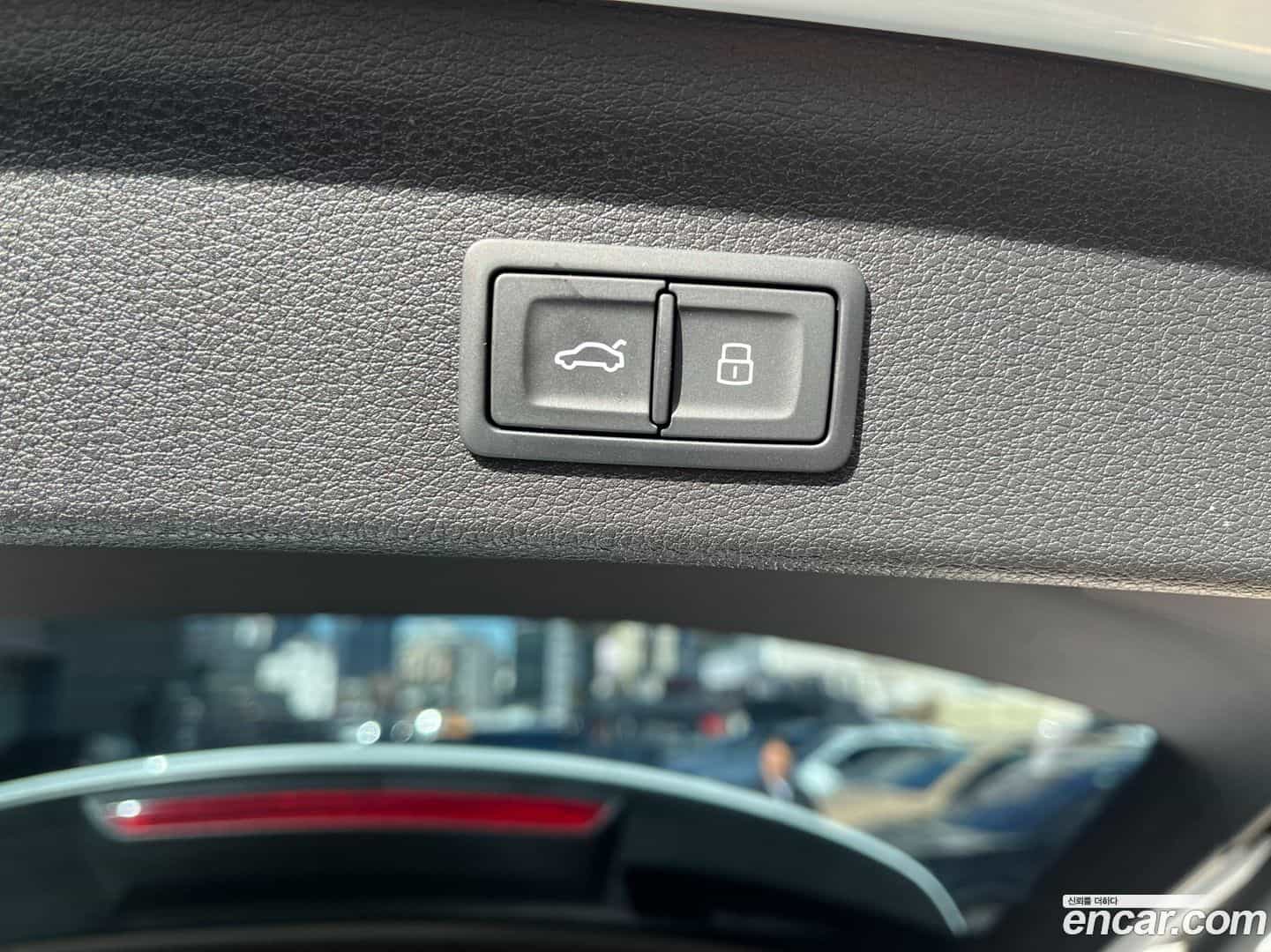 Q3 Audi 2025.4-OPTION-019