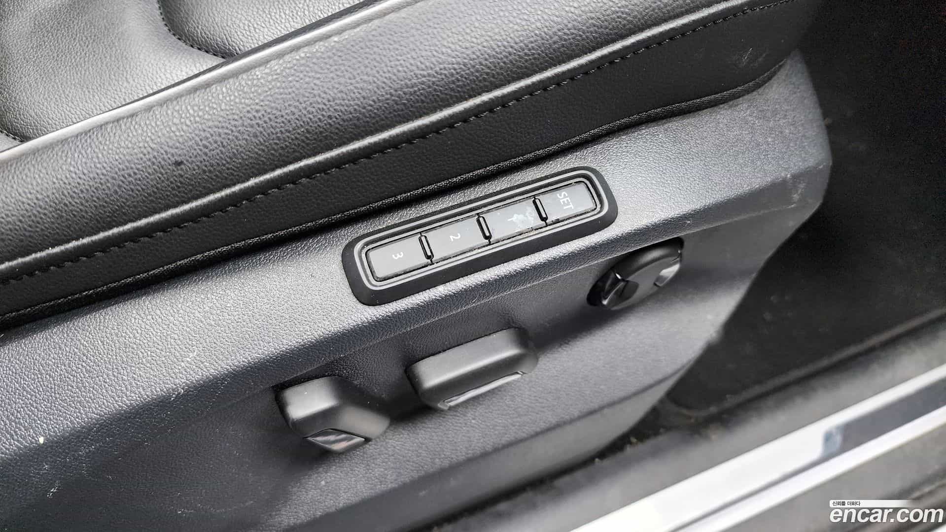 Tiguan Volkswagen 2023.6-OPTION-023