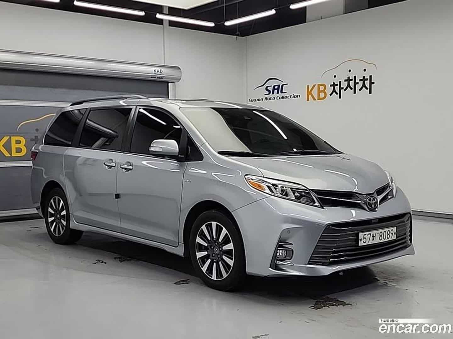 Sienna Toyota 2018.2-OUTER-004