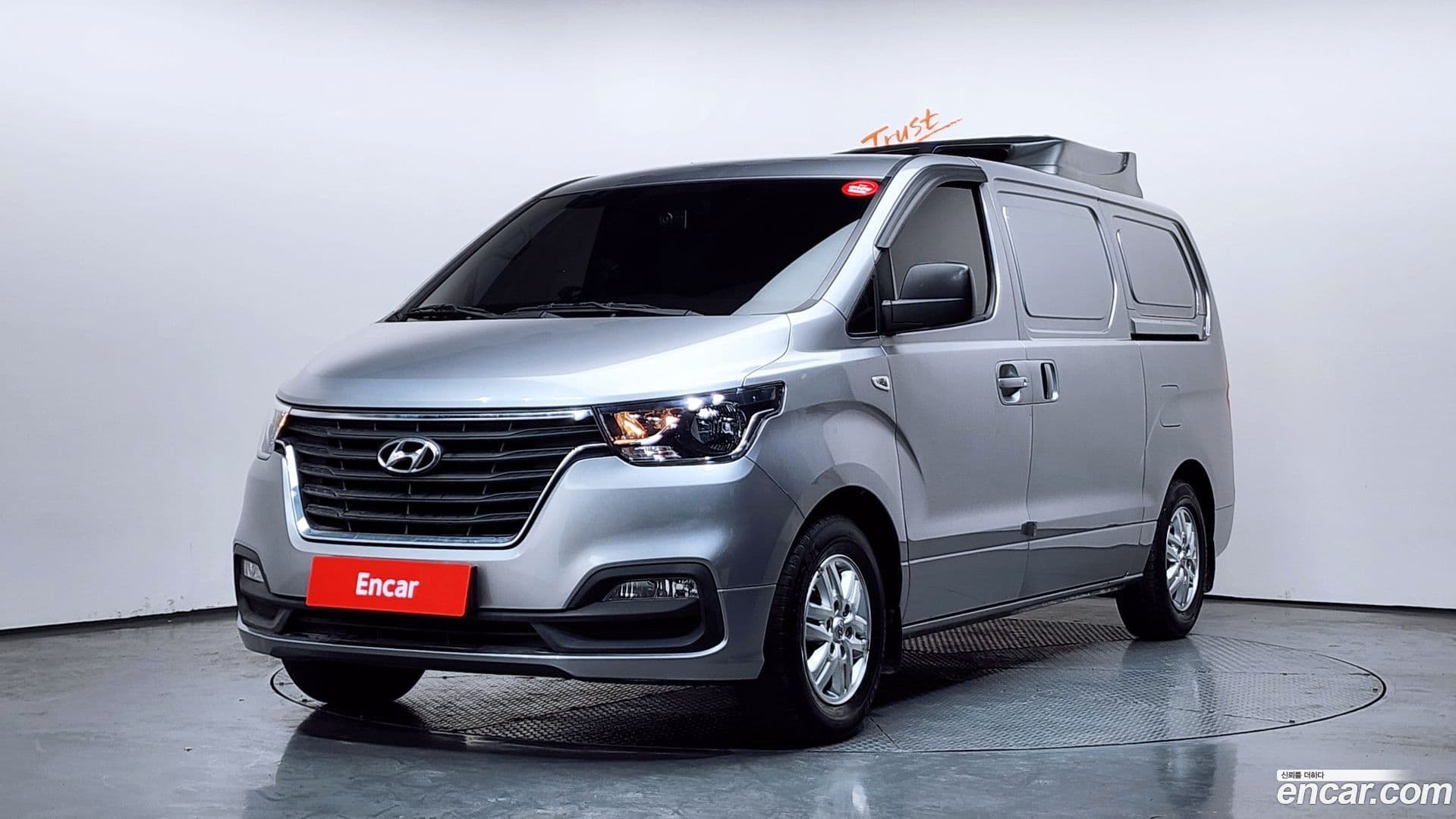 Main__Slider__Photo:Starex Hyundai 2021.0-0