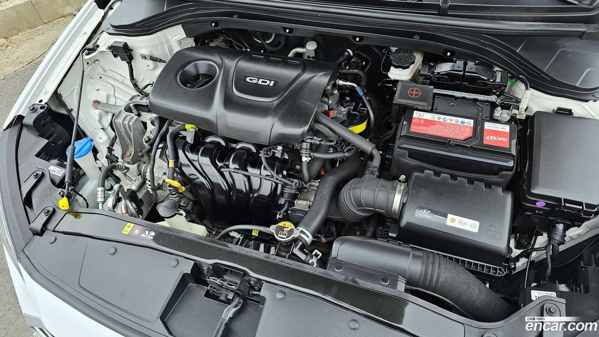 AVANTE Hyundai 2017.0-INNER-006