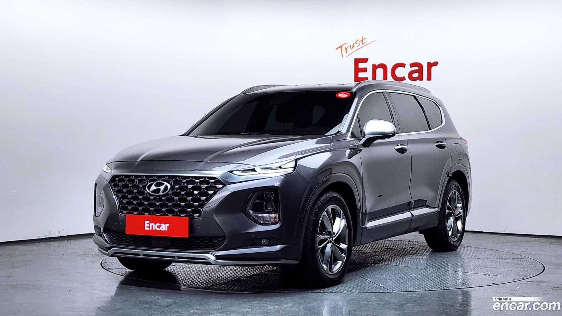Main__Slider__Photo:Santafe Hyundai 2018.11-0