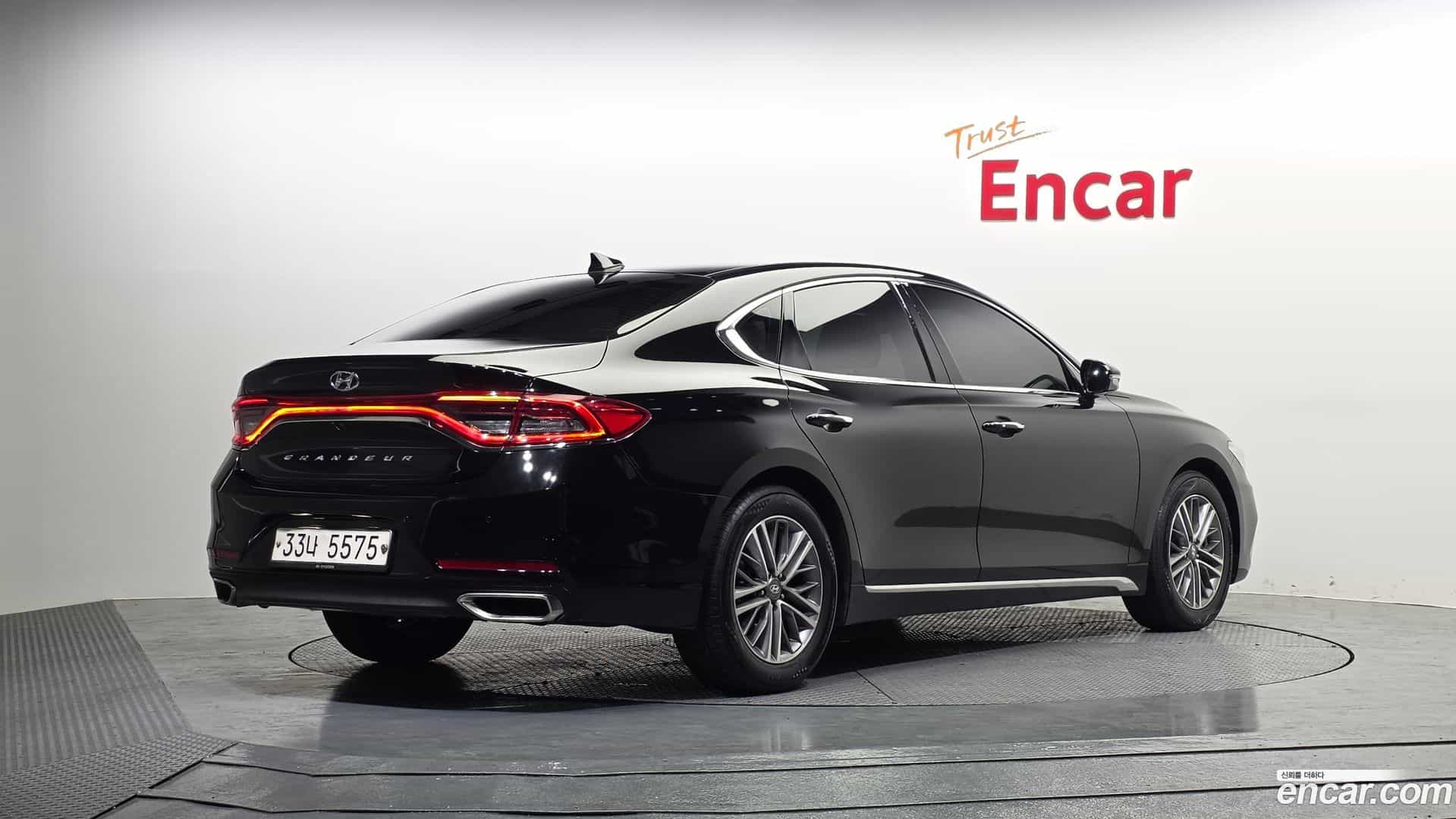 Grandeur Hyundai 2018.0-OUTER-002