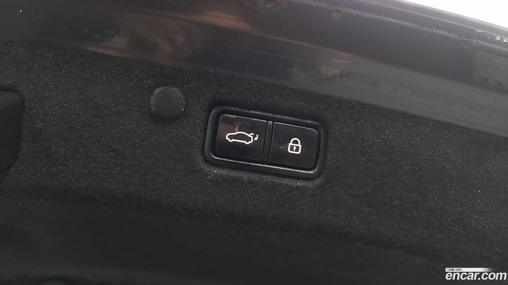 Grandeur Hyundai 2017.6-OPTION-024