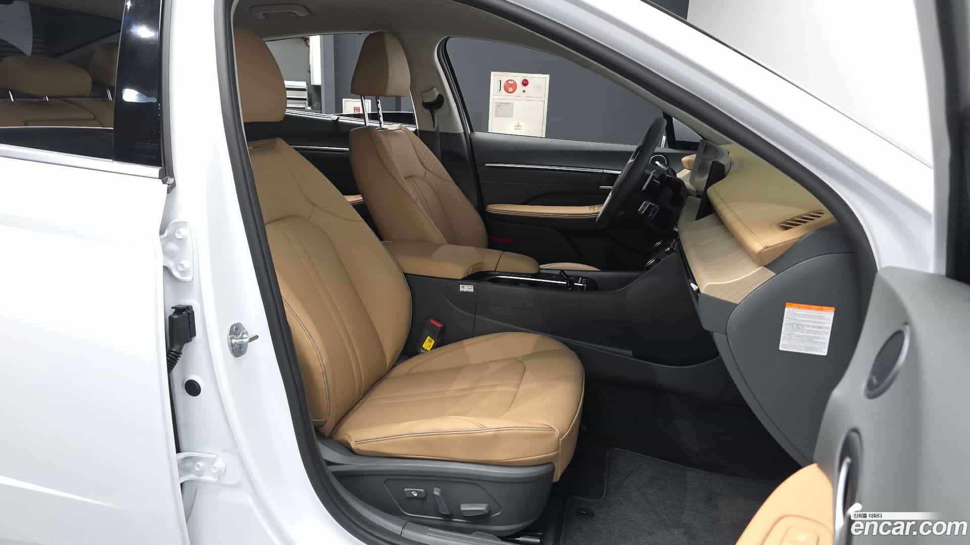 Sonata Hyundai 2025.11-OPTION-015