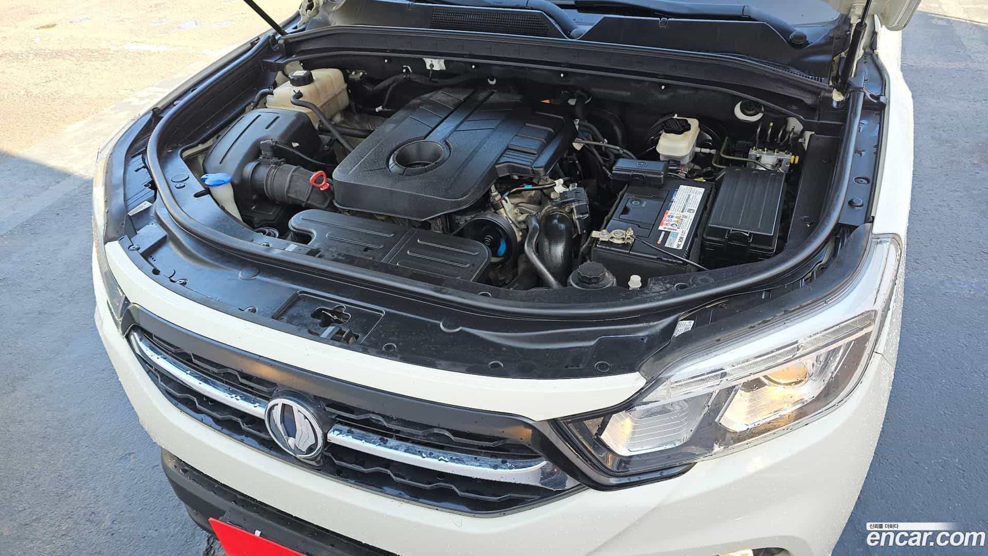 Rexton KG Mobility 2018.4-INNER-006