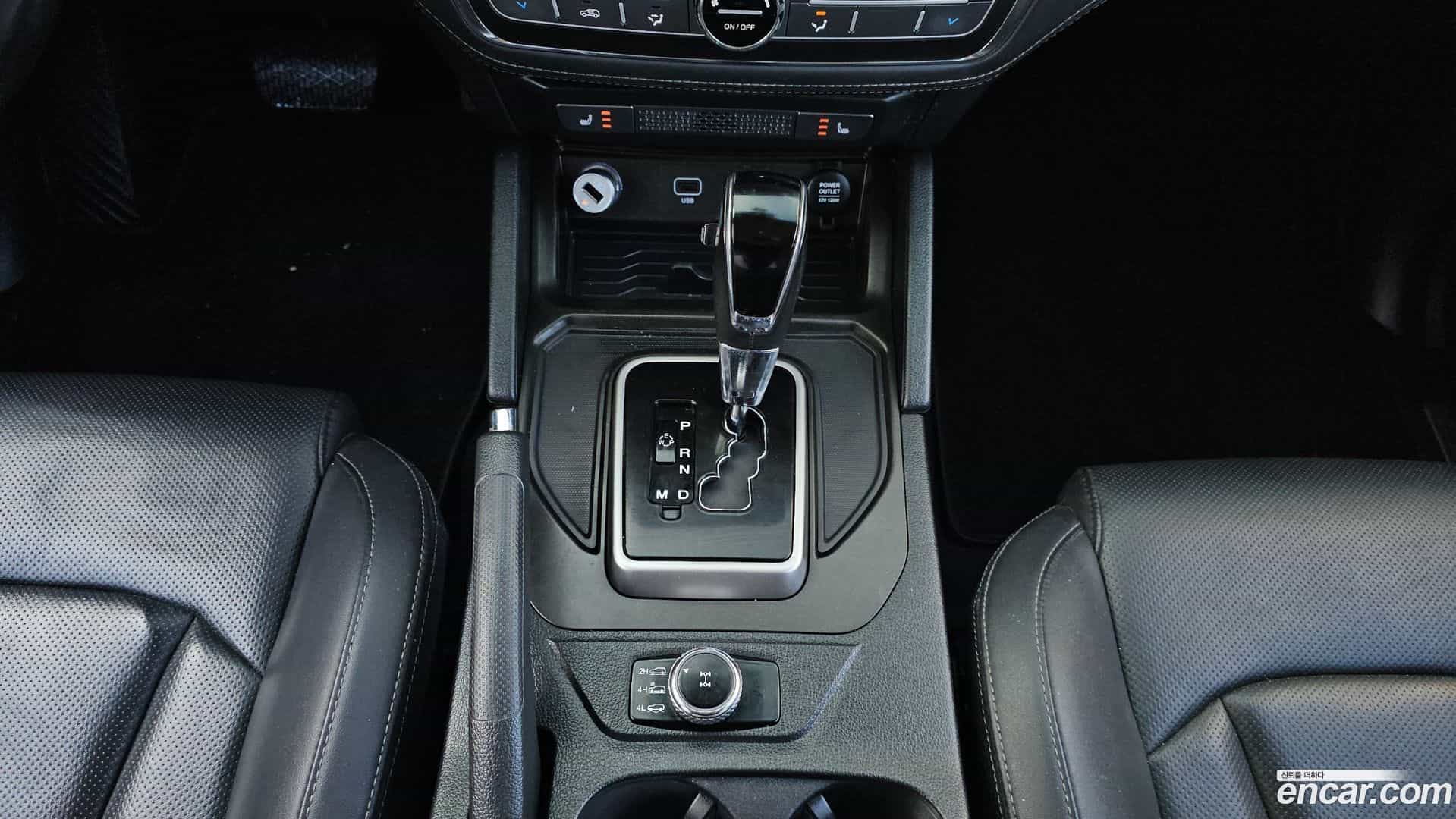 Rexton KG Mobility 2018.4-INNER-009