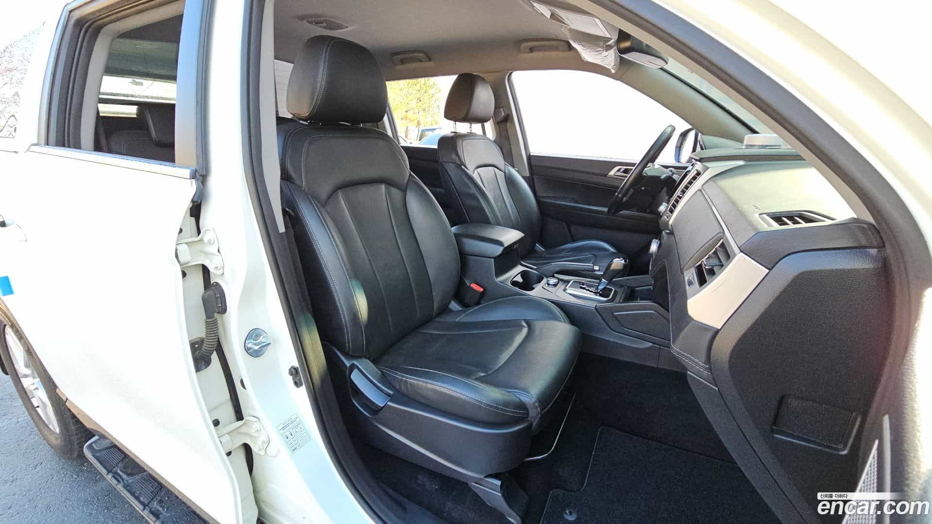 Rexton KG Mobility 2018.4-OPTION-015