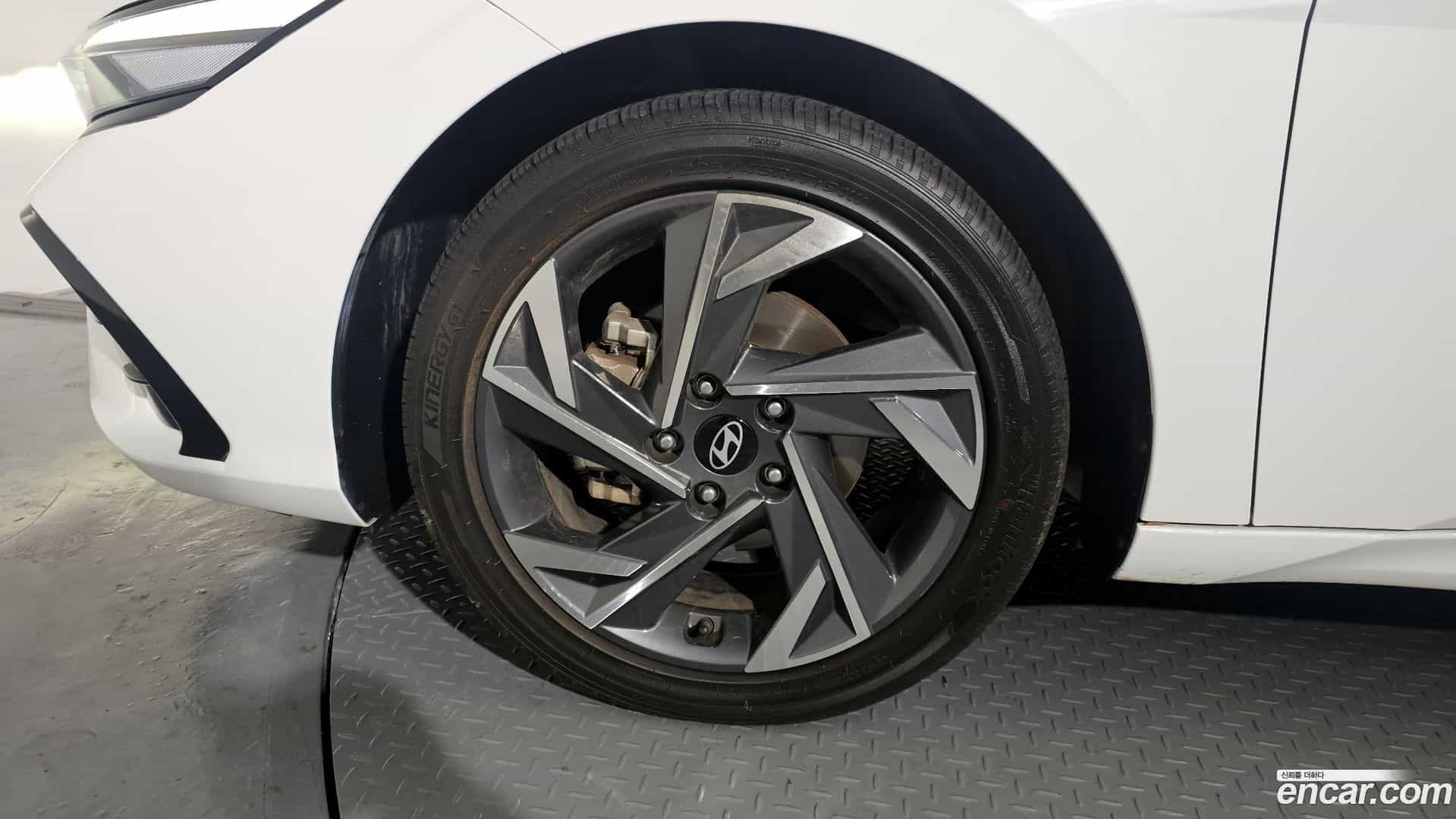 AVANTE Hyundai 2024.1-OUTER-005