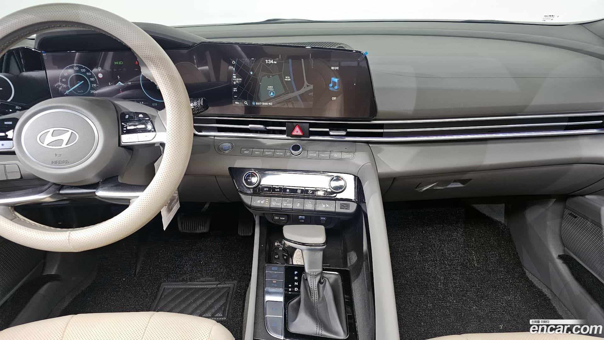 AVANTE Hyundai 2024.1-OPTION-018
