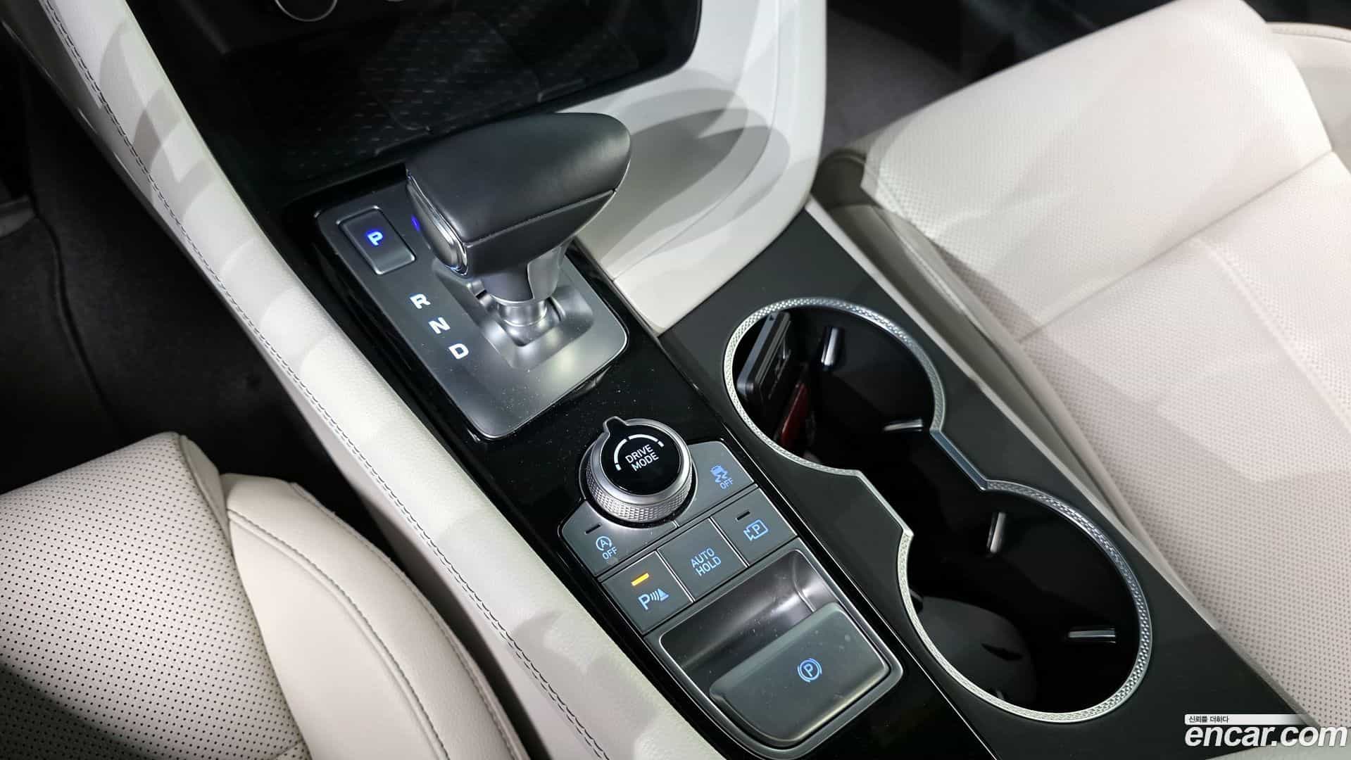 G70 Genesis 2024.1-INNER-009