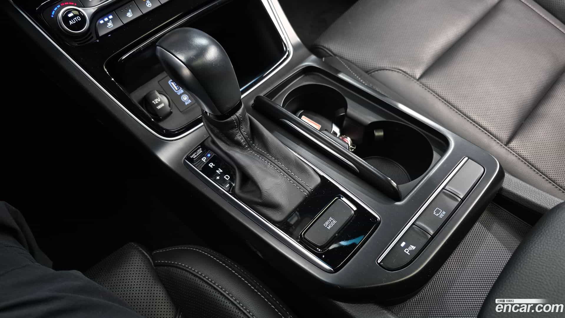Grandeur Hyundai 2018.7-INNER-009