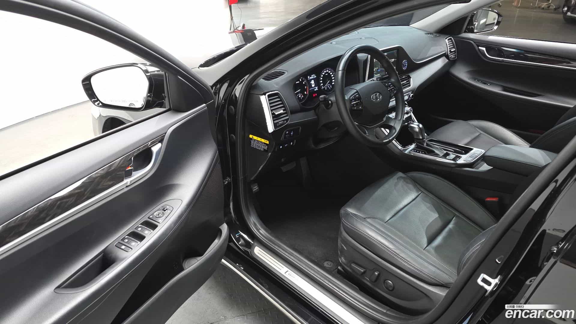 Grandeur Hyundai 2018.7-INNER-010