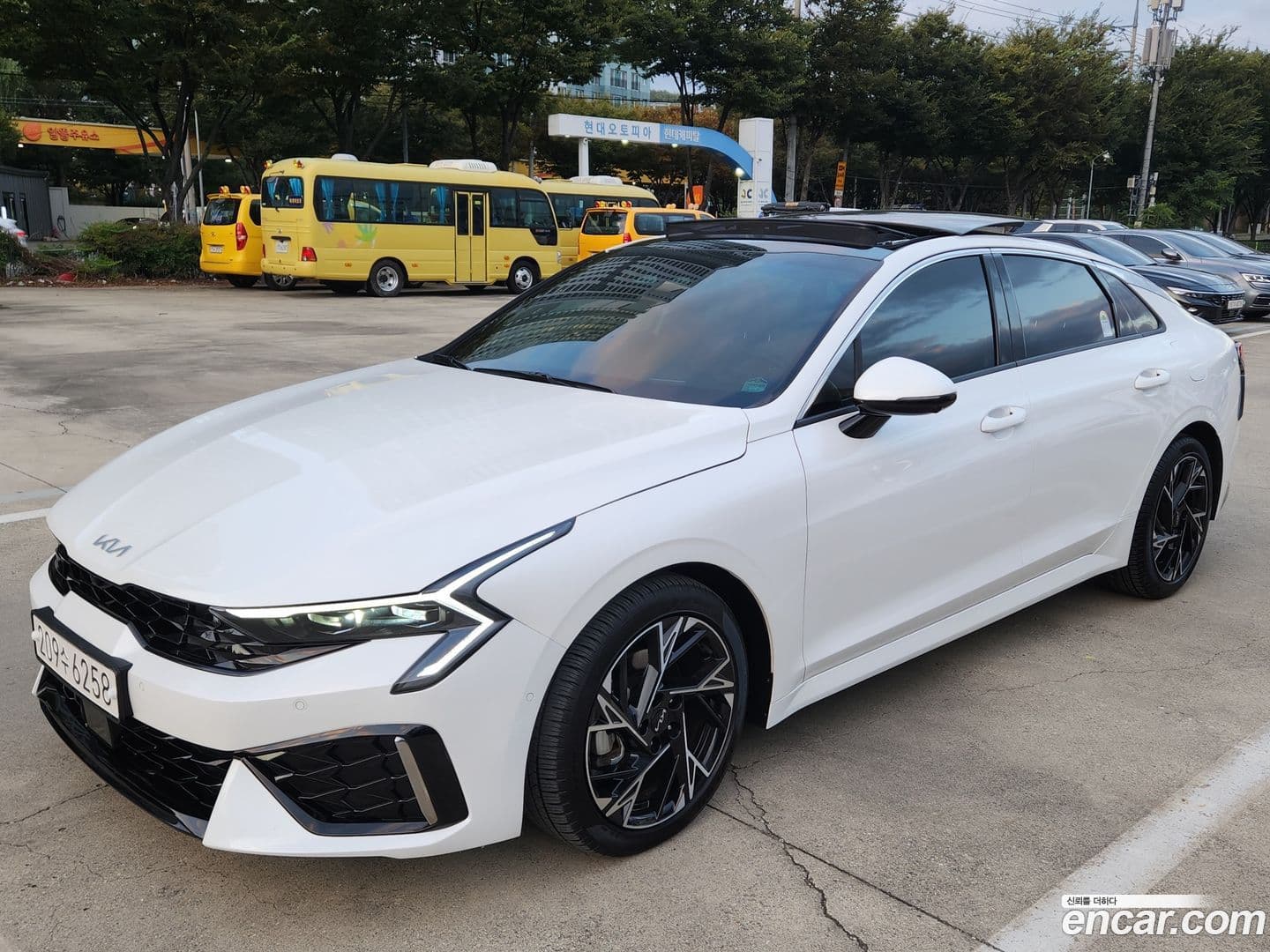 Main__Slider__Photo:K5 Kia 2023.11-0