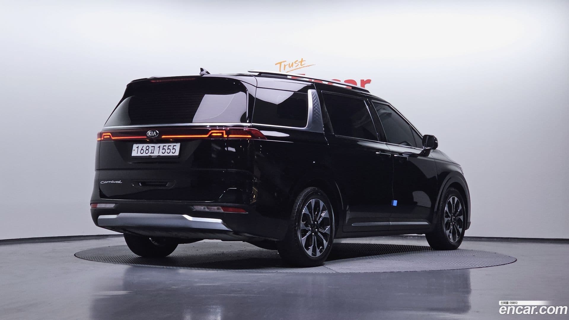 Main__Slider__Photo:Canival Kia 2021.4-1