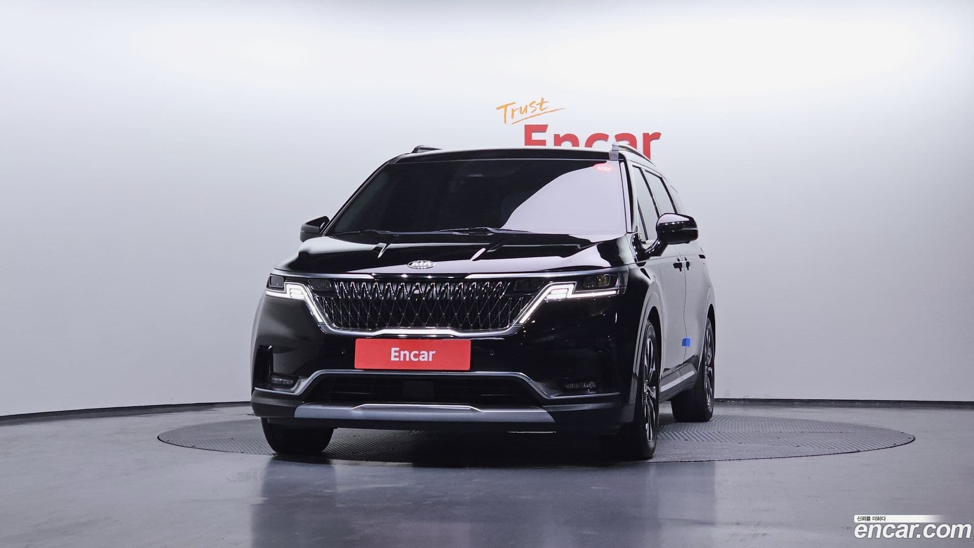 Main__Slider__Photo:Canival Kia 2021.4-2