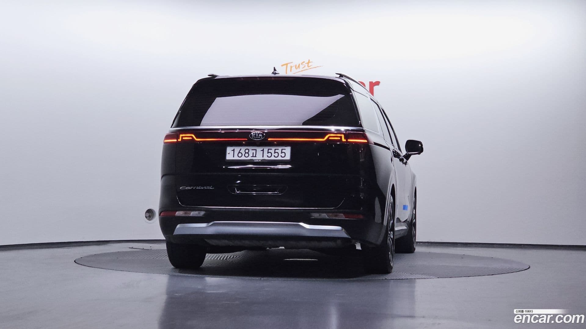 Main__Slider__Photo:Canival Kia 2021.4-3