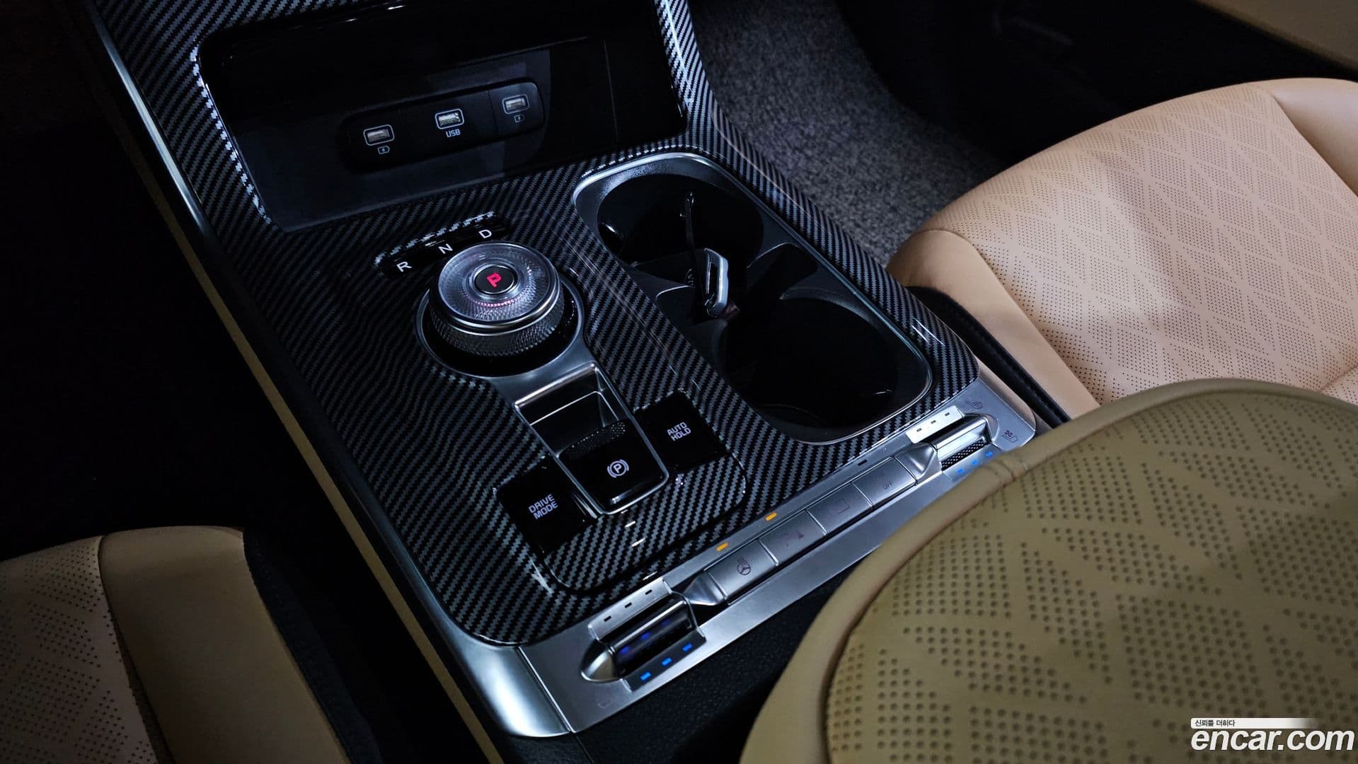 Main__Slider__Photo:Canival Kia 2021.4-8
