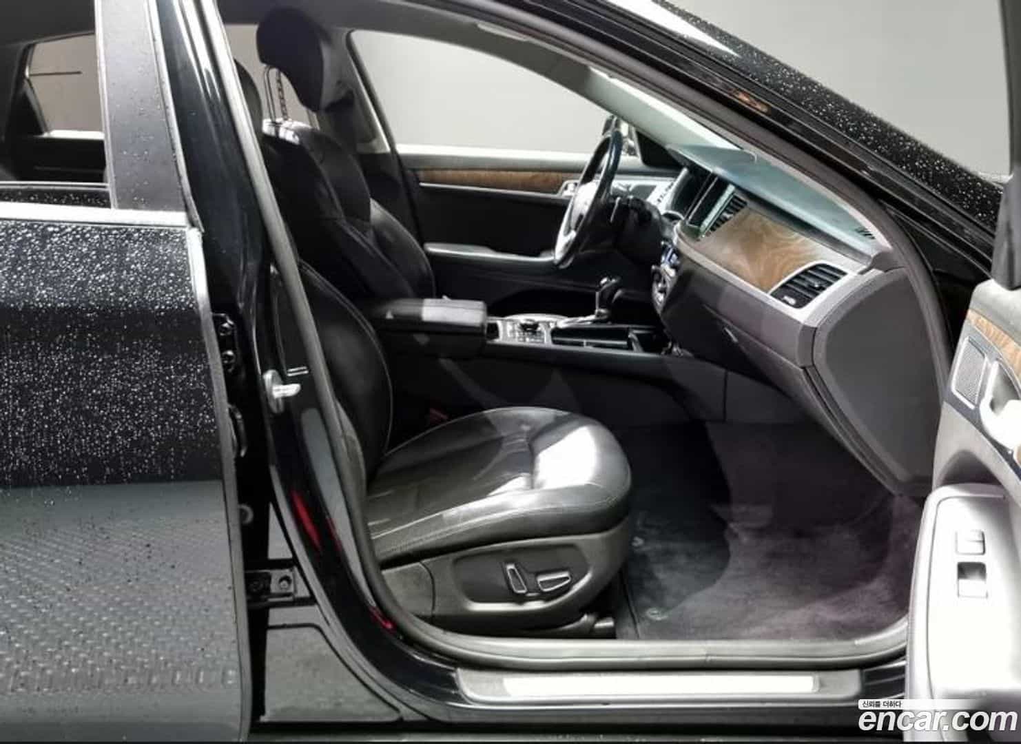 Genesis Hyundai 2015.1-INNER-009