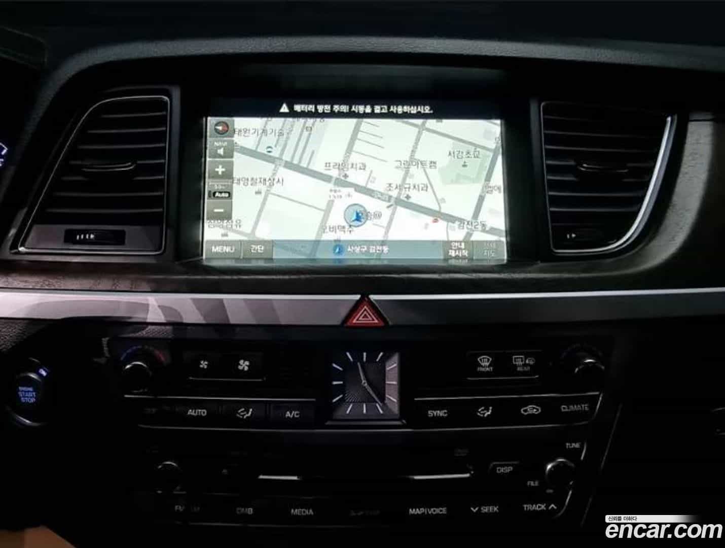 Genesis Hyundai 2015.1-OPTION-017