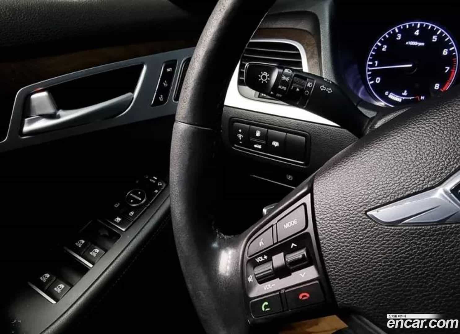 Genesis Hyundai 2015.1-OPTION-021