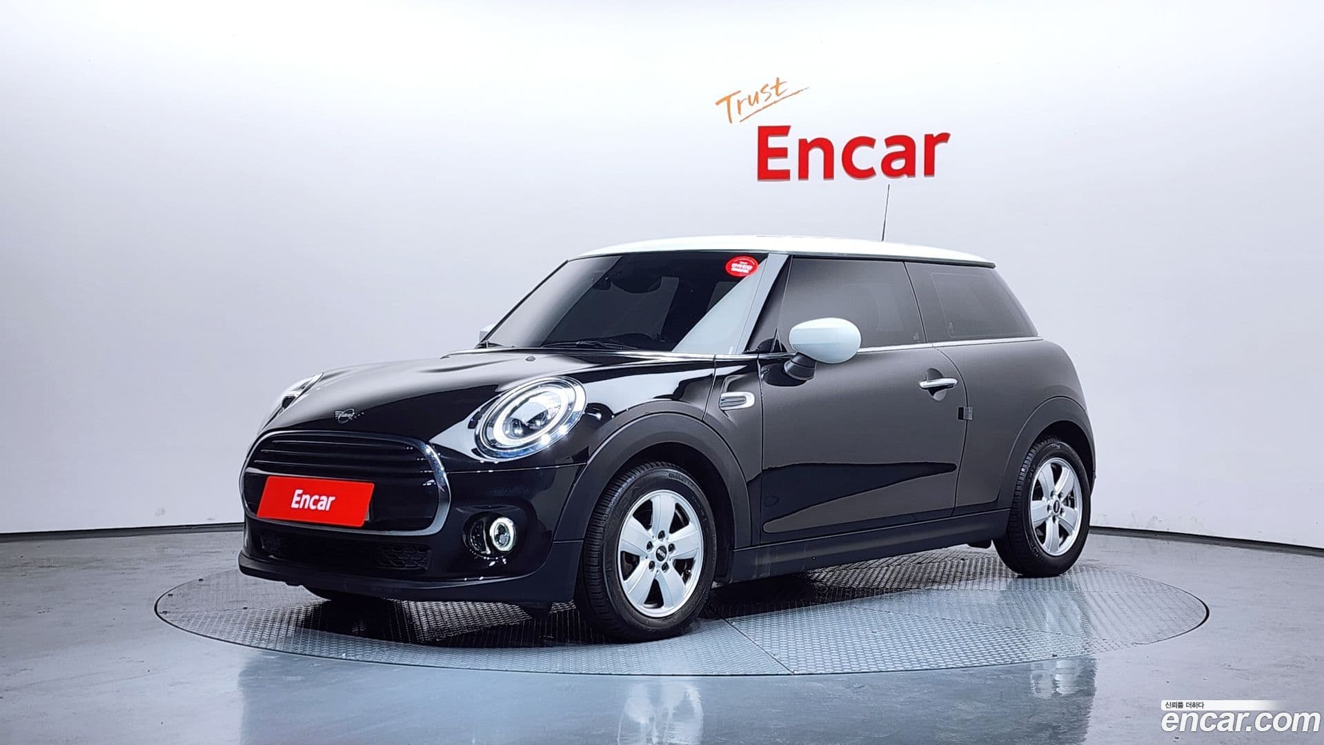 Main__Slider__Photo:Cooper Mini 2019.9-0