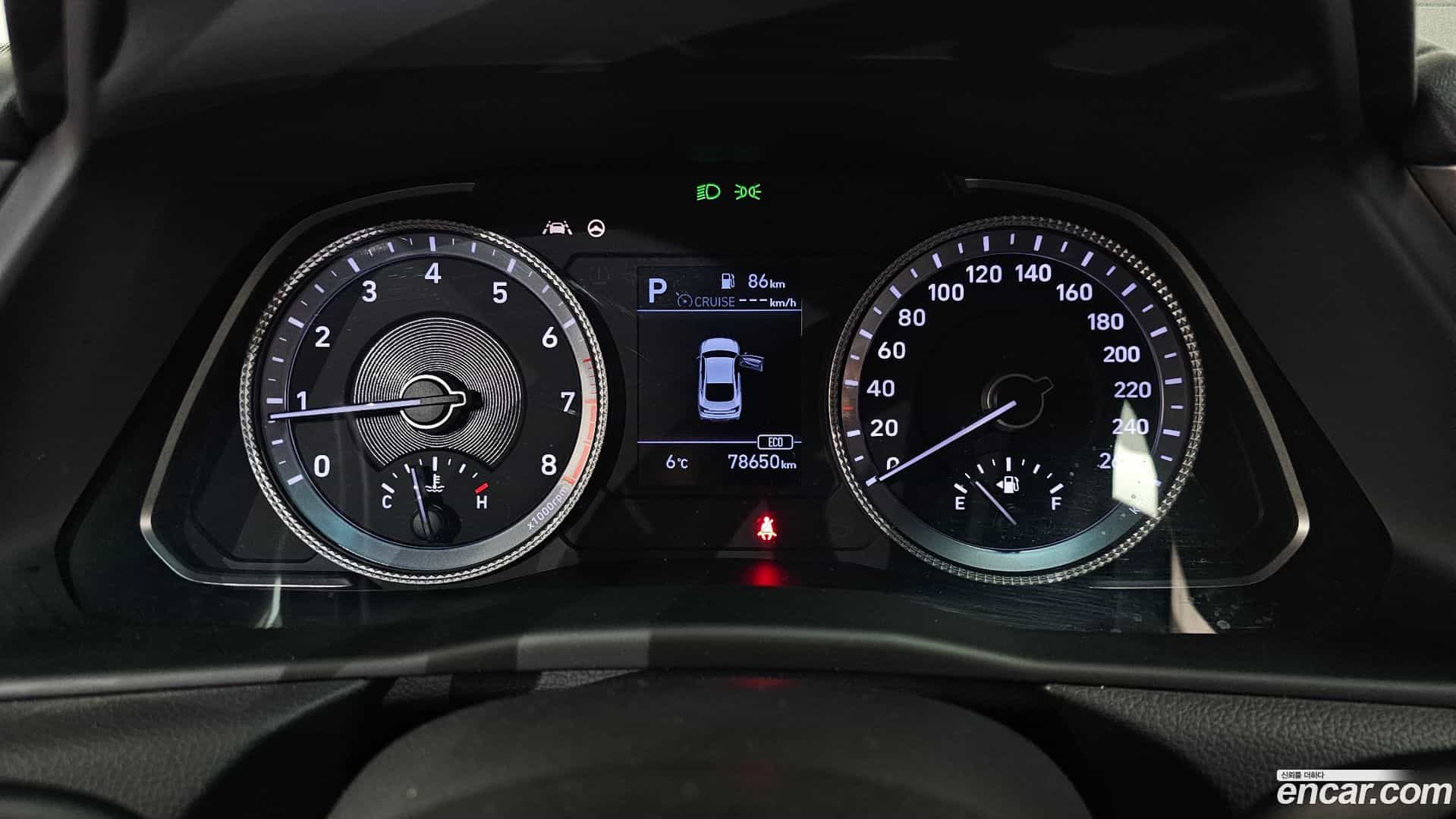 Sonata Hyundai 2019.7-INNER-008