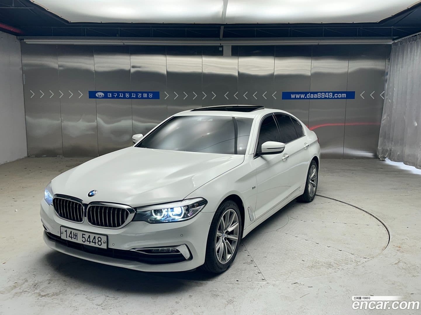 Main__Slider__Photo:5-Series BMW 2018.9-0