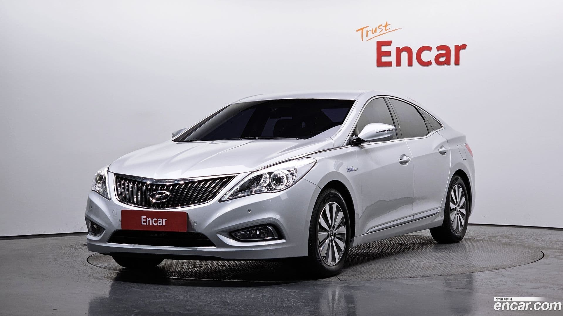Main__Slider__Photo:Grandeur Hyundai 2014.11-0