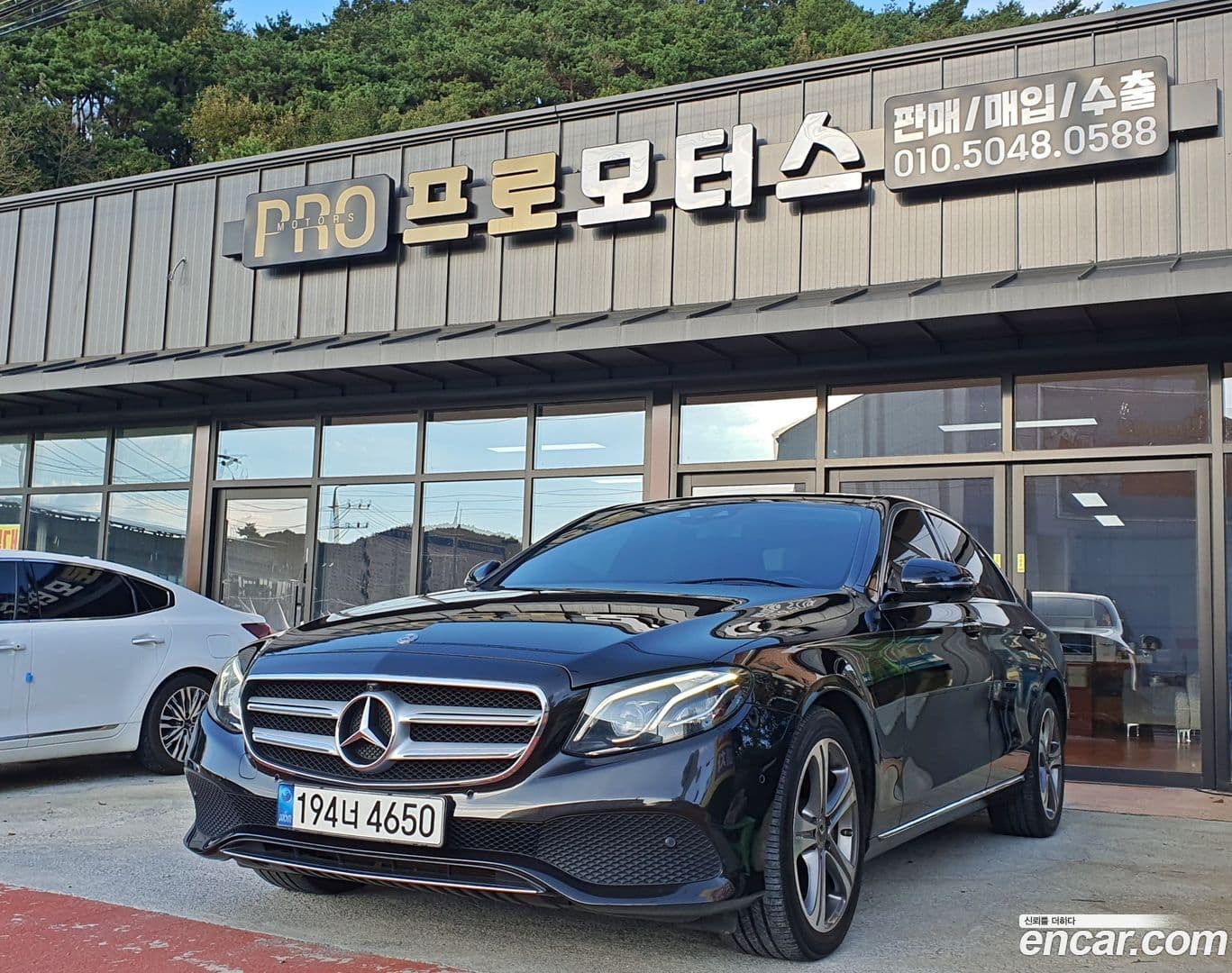Main__Slider__Photo:E-Class Mercedes-Benz 2018.4-0
