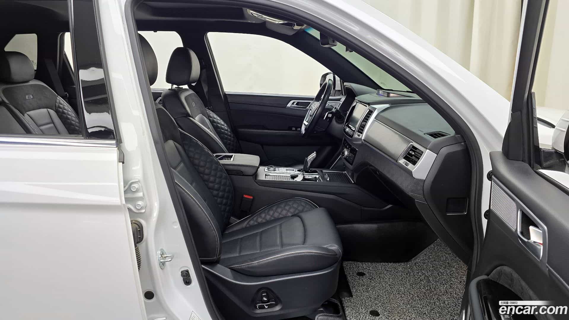 Rexton KG Mobility 2022.0-OPTION-015