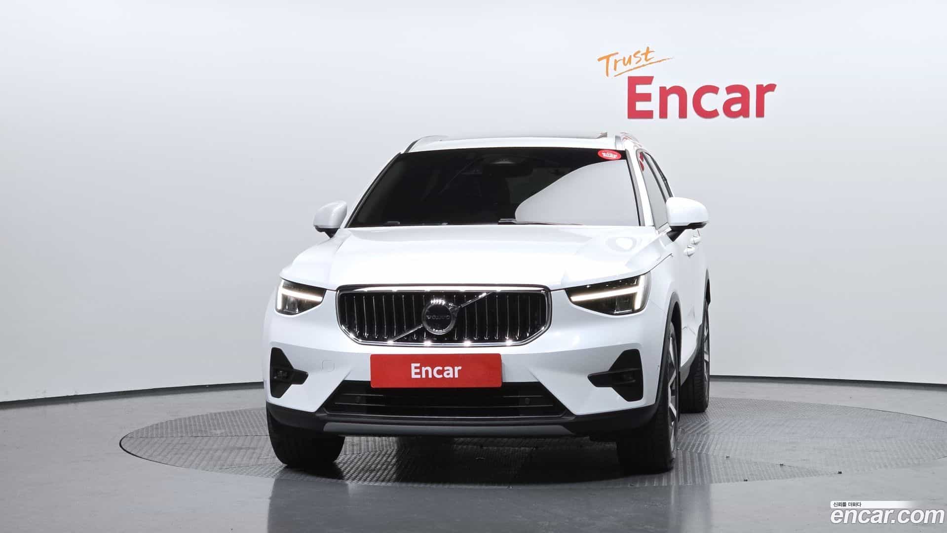 XC40 Volvo 2022.9-OUTER-003