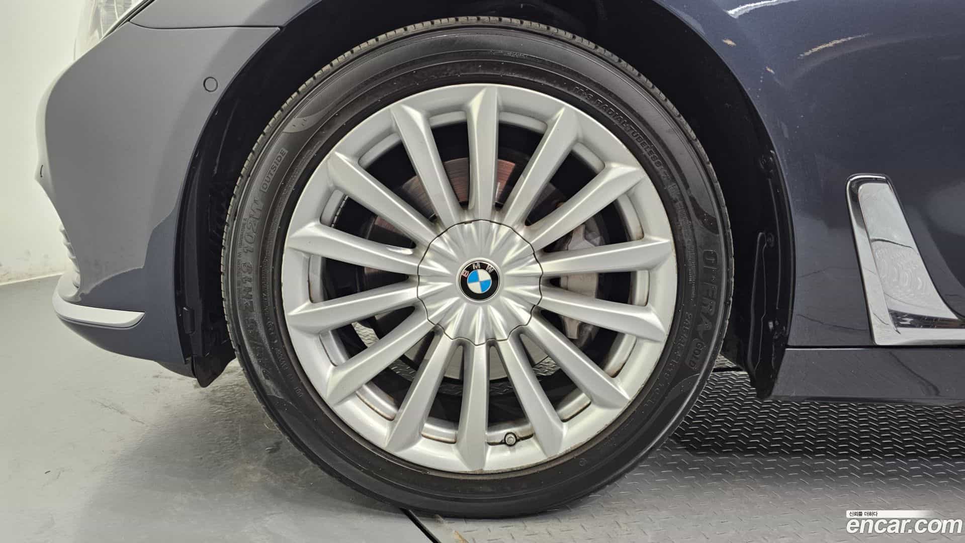 7-Series BMW 2016.11-OUTER-005