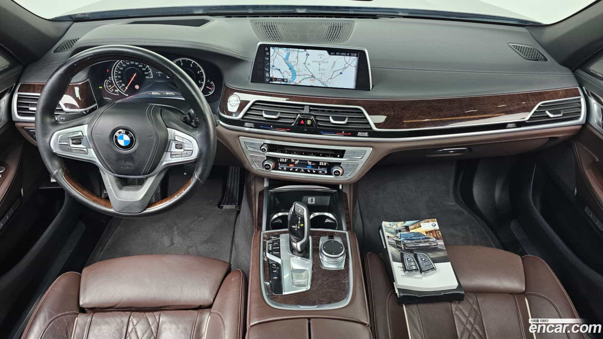 7-Series BMW 2016.11-INNER-007