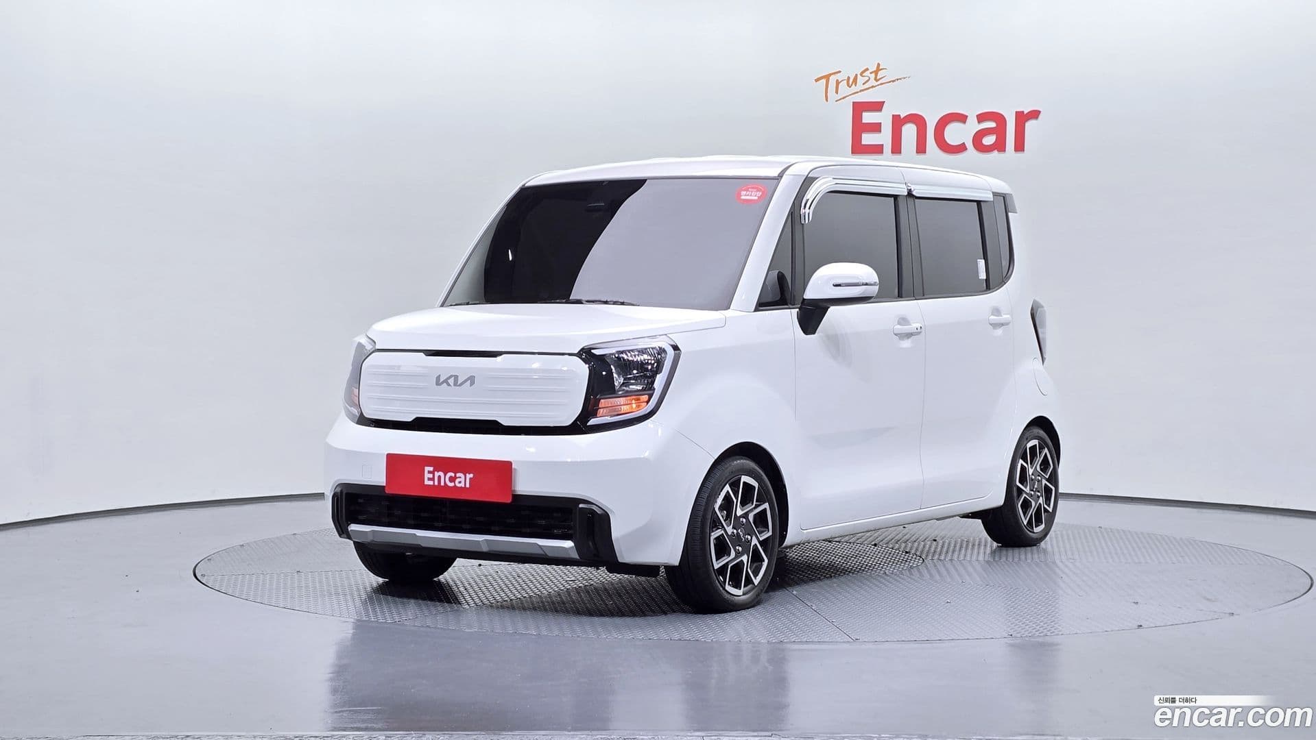 Main__Slider__Photo:RAY Kia 2024.10-0