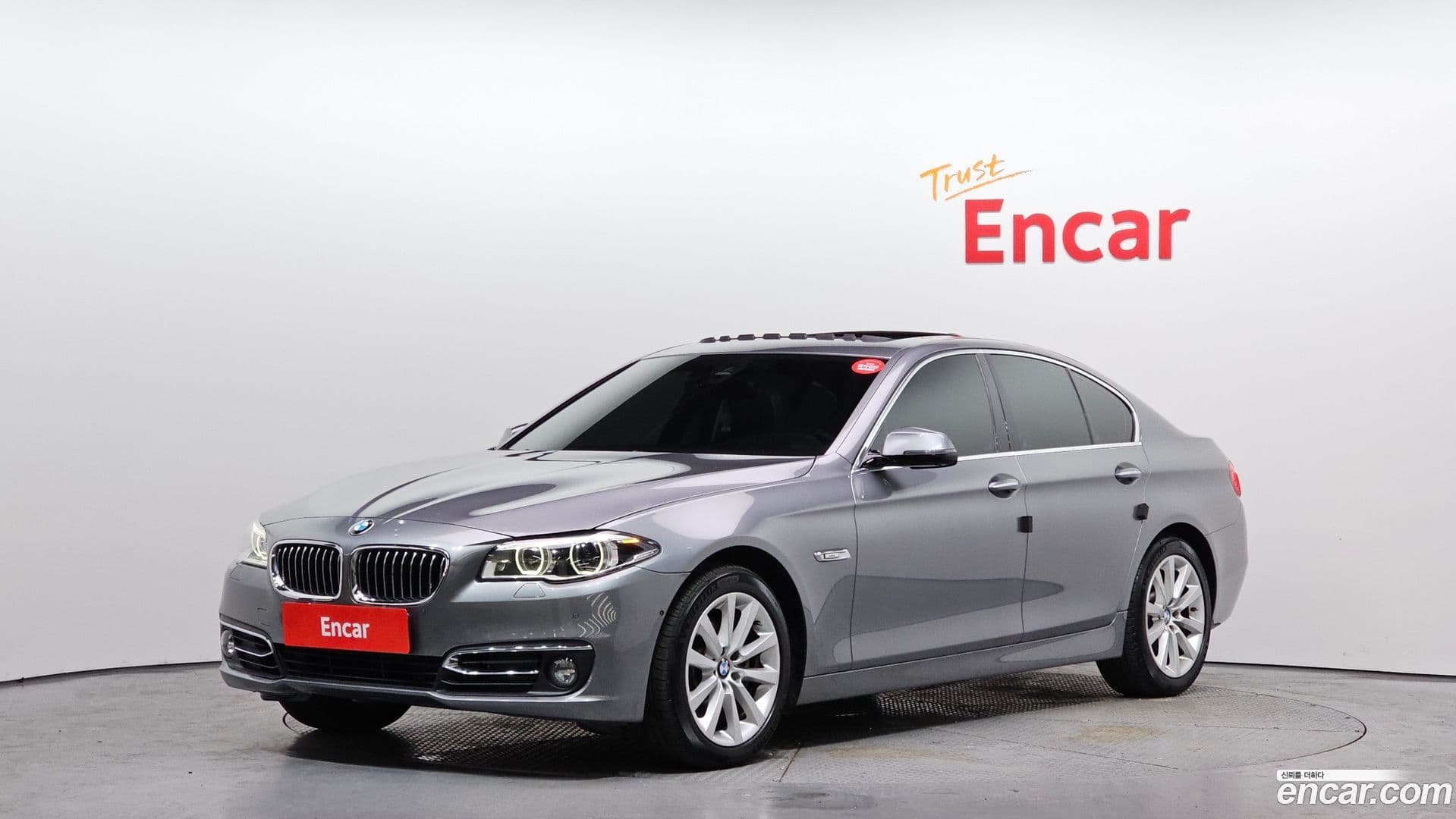 Main__Slider__Photo:5-Series BMW 2016.1-0