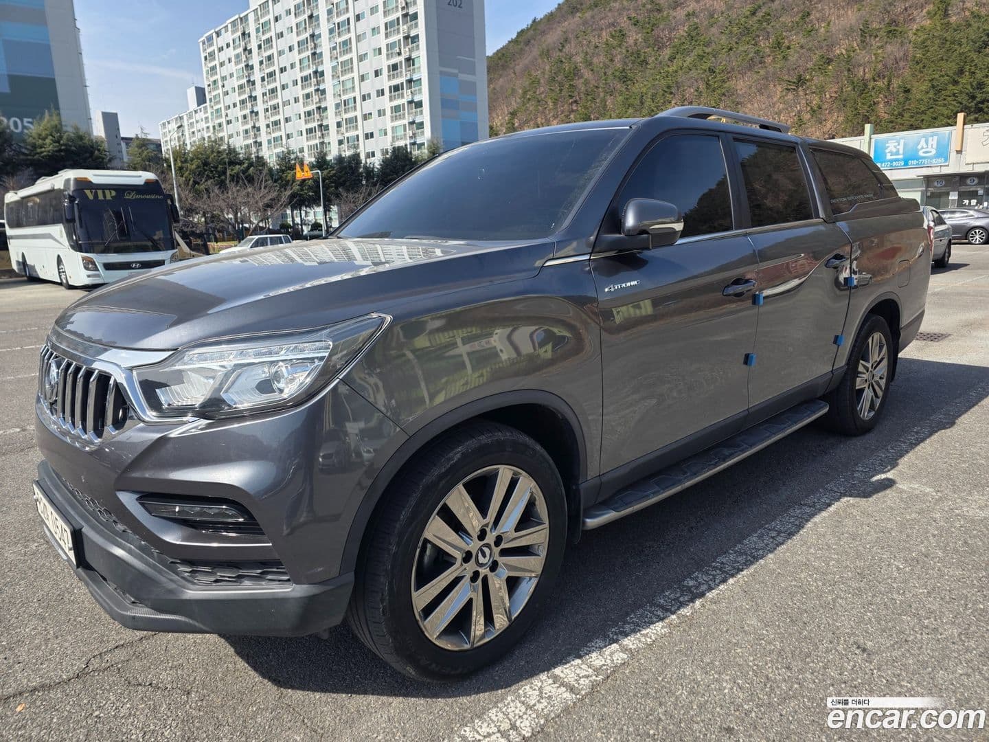 Main__Slider__Photo:Rexton KG Mobility 2020.6-0
