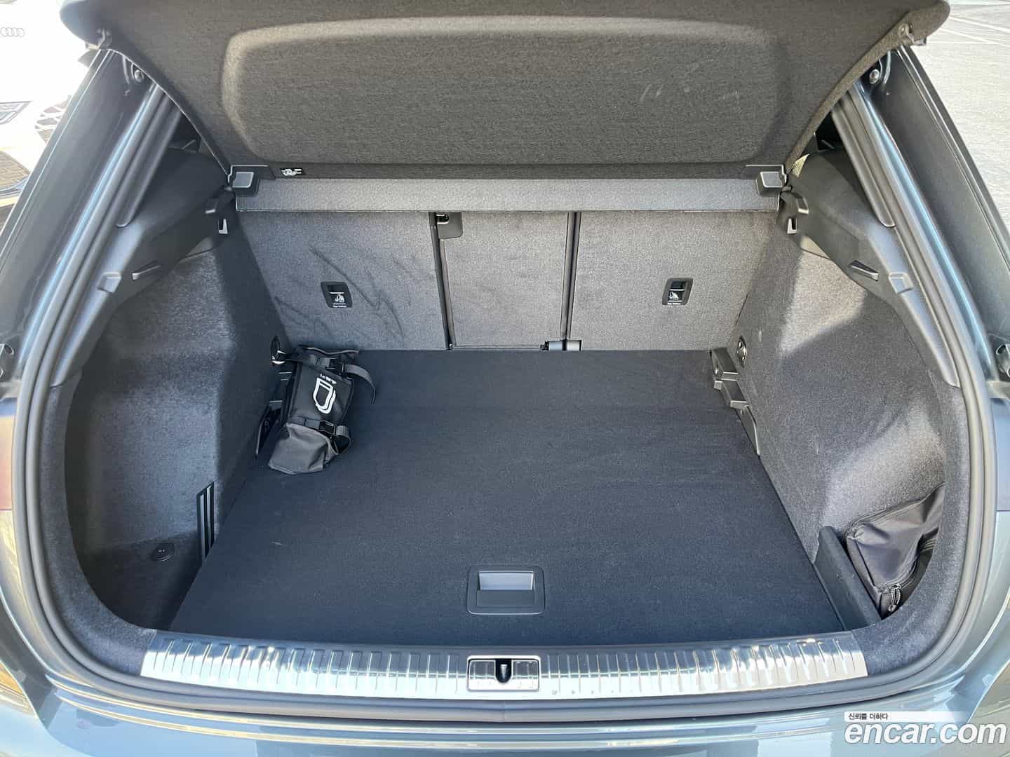 Q3 Audi 2025.4-OPTION-022