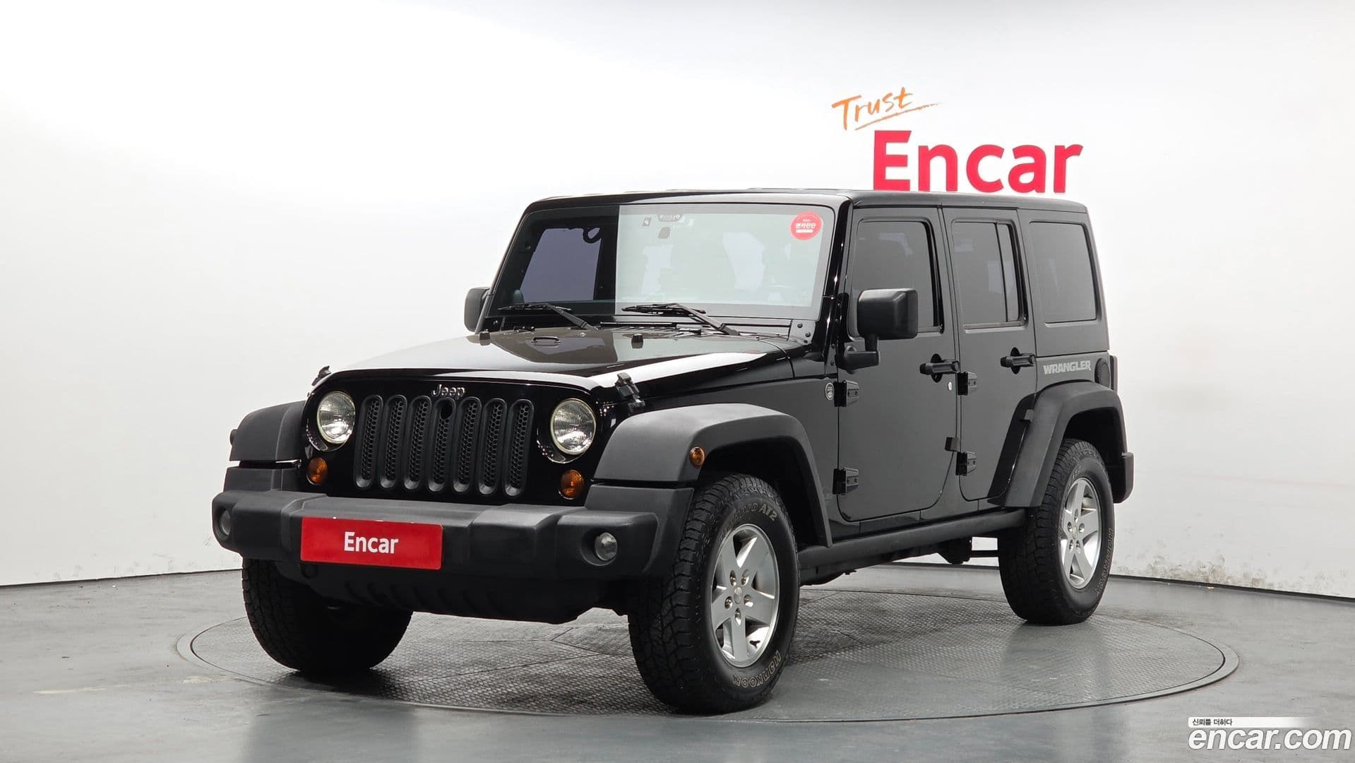 Main__Slider__Photo:Wrangler Jeep 2011.3-0