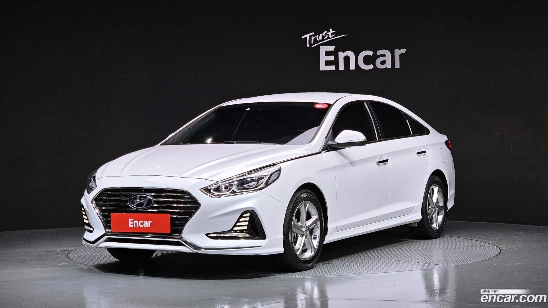 Main__Slider__Photo:Sonata Hyundai 2018.3-0