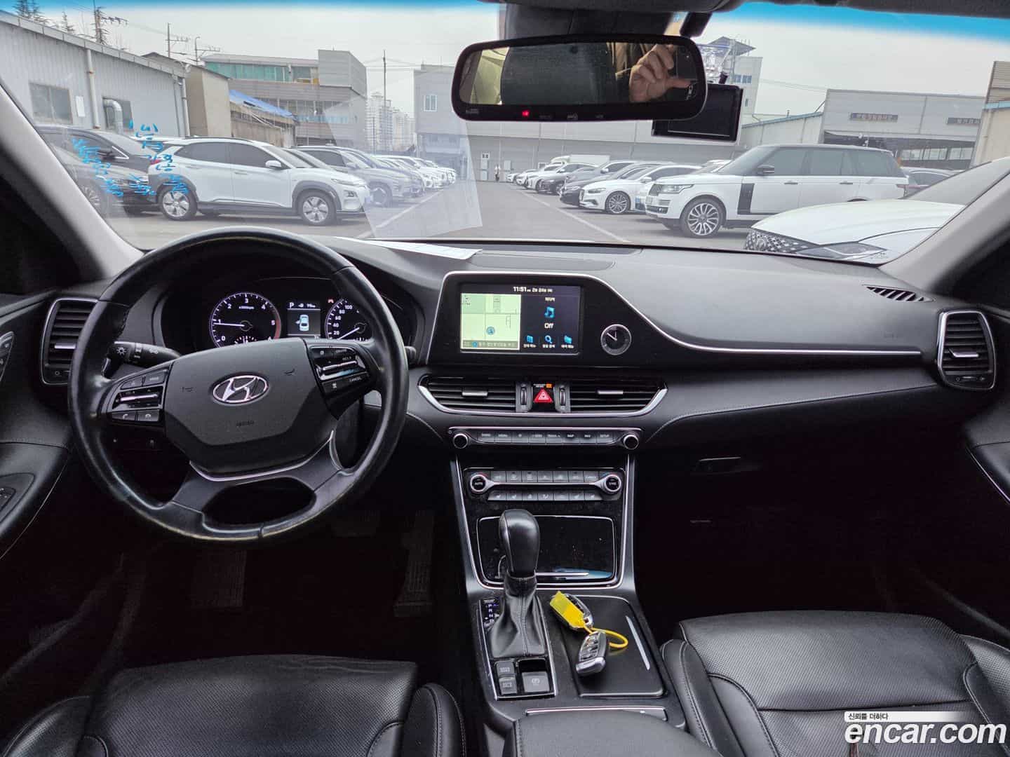 Grandeur Hyundai 2017.3-OPTION-018