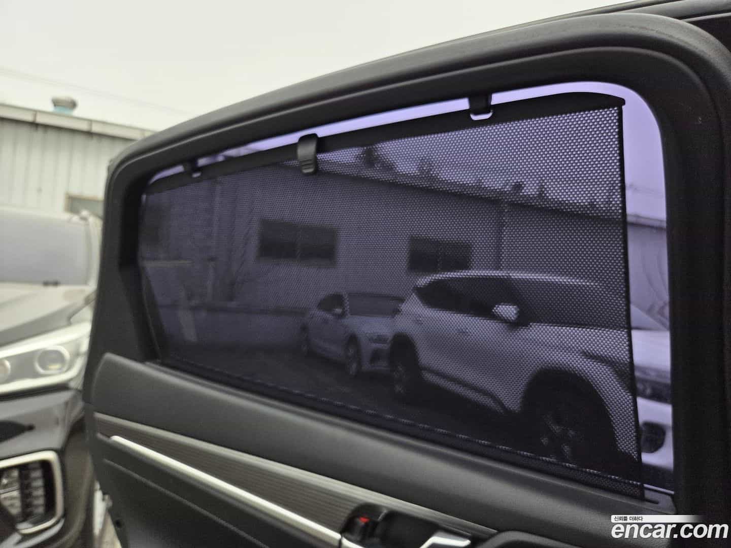 Grandeur Hyundai 2017.3-OPTION-020
